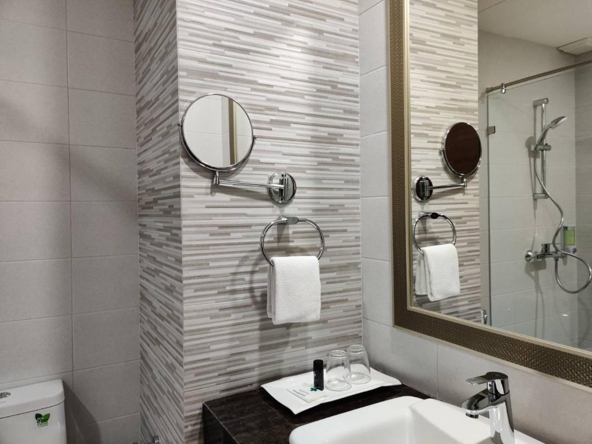 Club Mahindra Mac Boutique Hotel Bangkok Kültér fotó