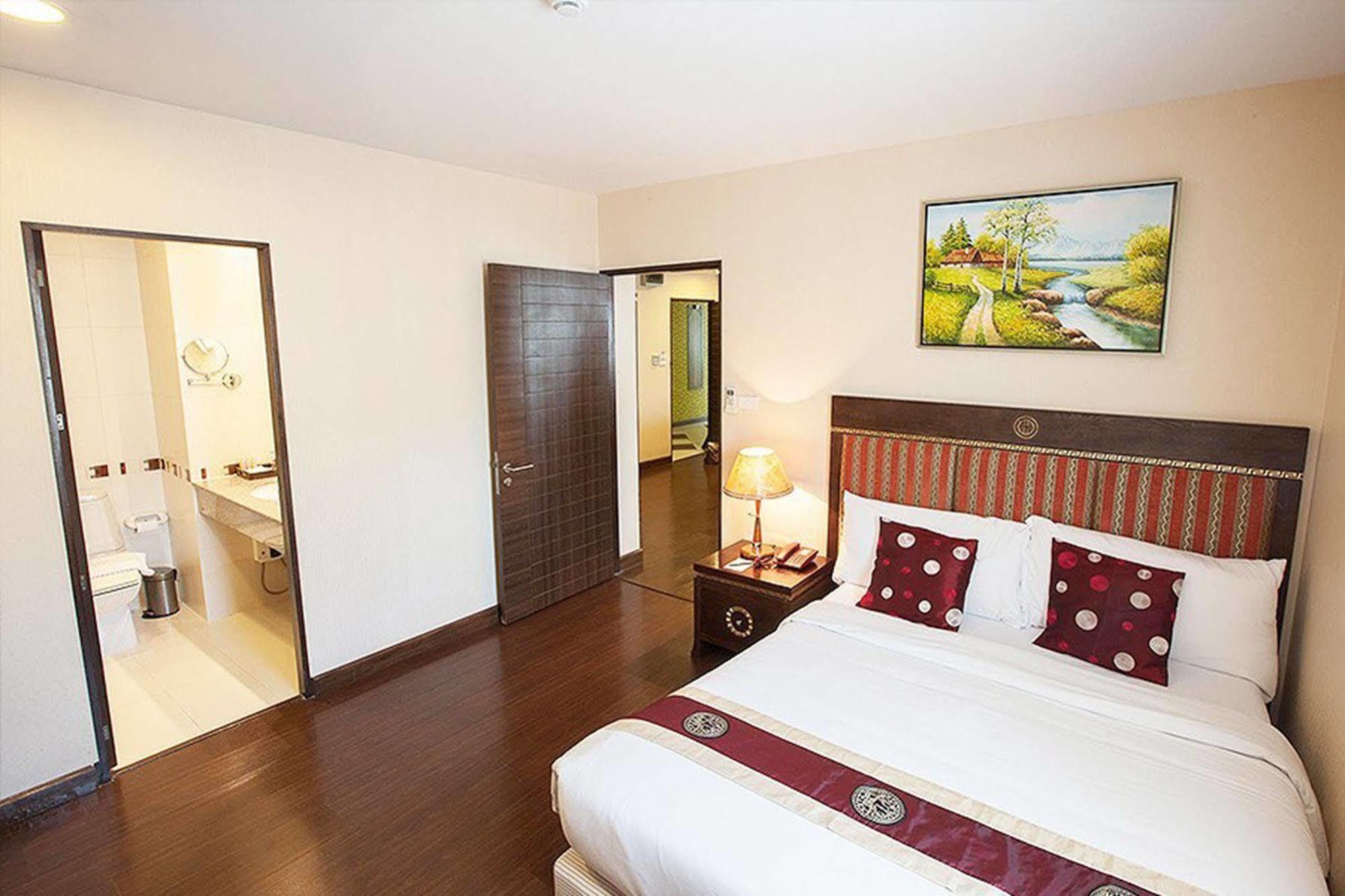 Club Mahindra Mac Boutique Hotel Bangkok Kültér fotó