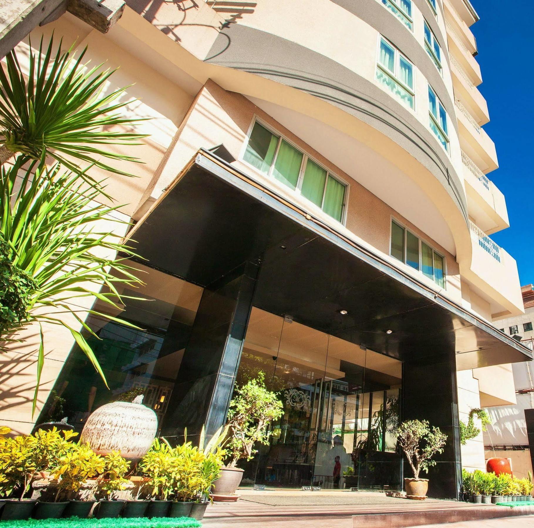 Club Mahindra Mac Boutique Hotel Bangkok Kültér fotó