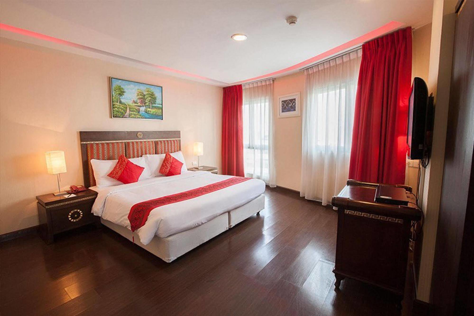 Club Mahindra Mac Boutique Hotel Bangkok Kültér fotó